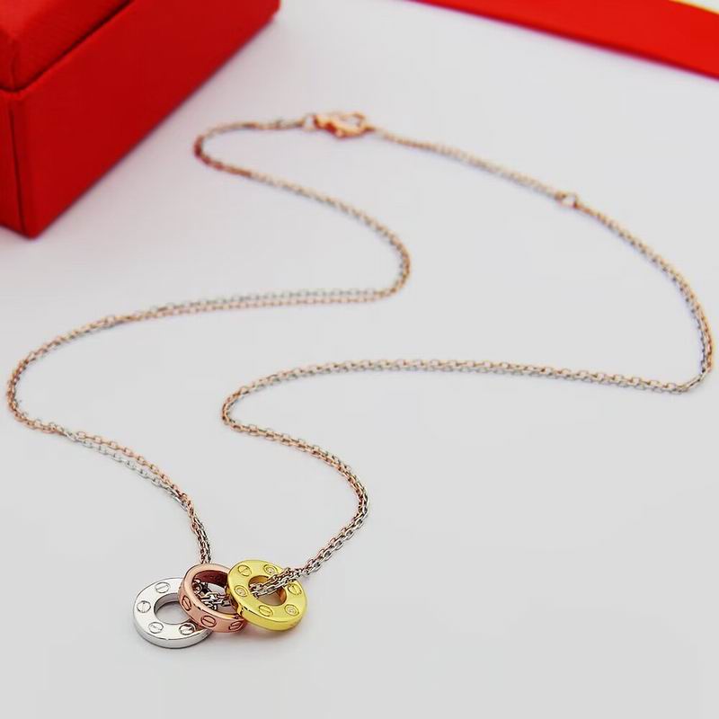 26 Cartier necklace 0706